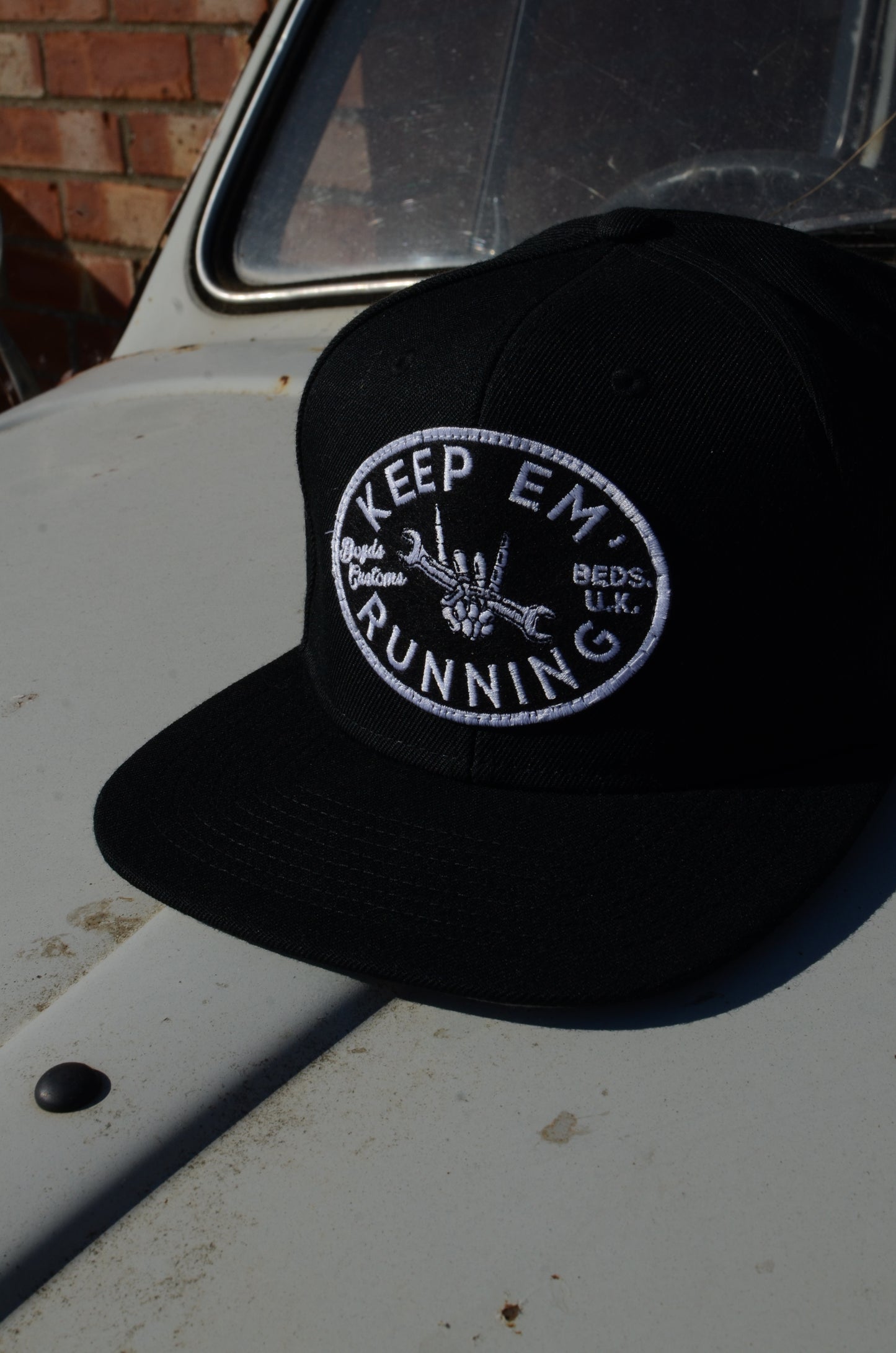 KEEP EM RUNNING CAP